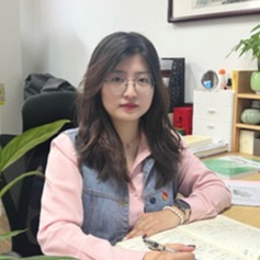 王韦嘉（2021届）